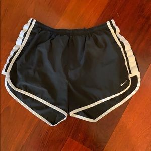 Nike black dri-fit shorts size M